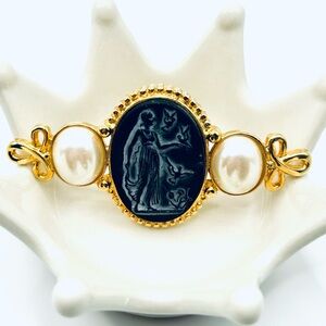 Vintage Gold and Black Mourning Cameo Brooch Greek Goddess Persephone